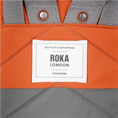 Mochila-roka-bantry-b-sostenible-pequeña-nylon-graphite-orange-5